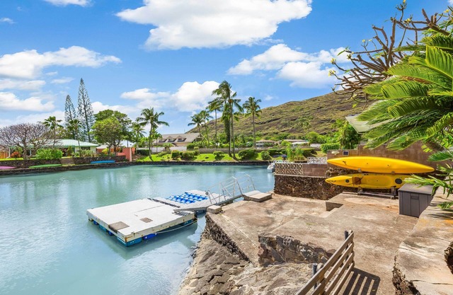Waterfront Hawaii Kai Home w/Access to the Marina Near Shops & Restaurants