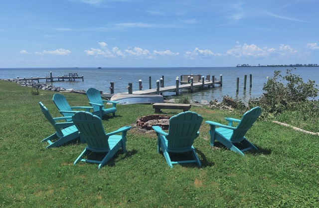 Waterfront Historic "Old Bank" on Hoopers Island