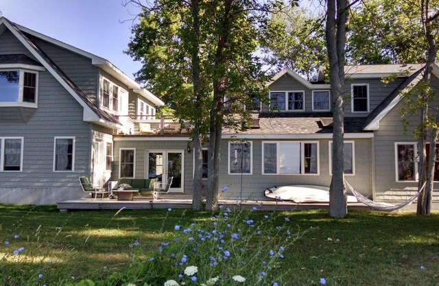 Haus am Wasser am Ontariosee
