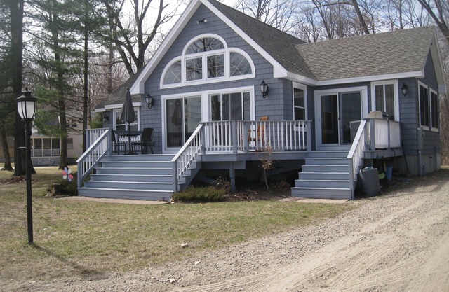 Haus am Wasser mit schönen..kkmkmokmioi Strand. mmi k. ich. auf Ossipee Lakek. kmk