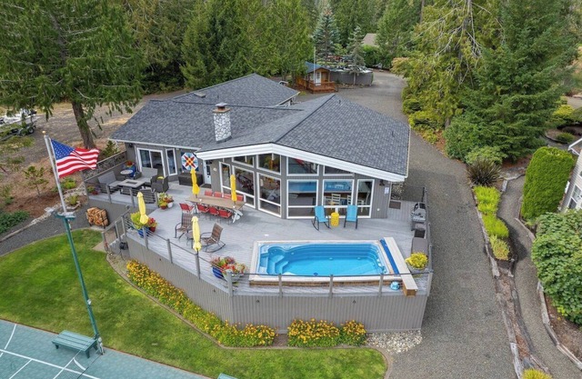 Waterfront Home Pool-Sauna-Pickleball-Kayak