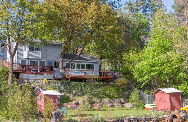 Haus am Wasser, ganzer Hausaufenthalt