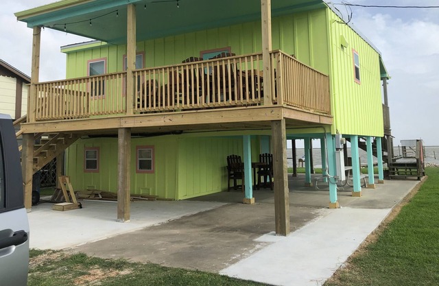 Waterfront House ist bereit, mit einem neuen Pier und grünem Licht Angeln zu mieten!