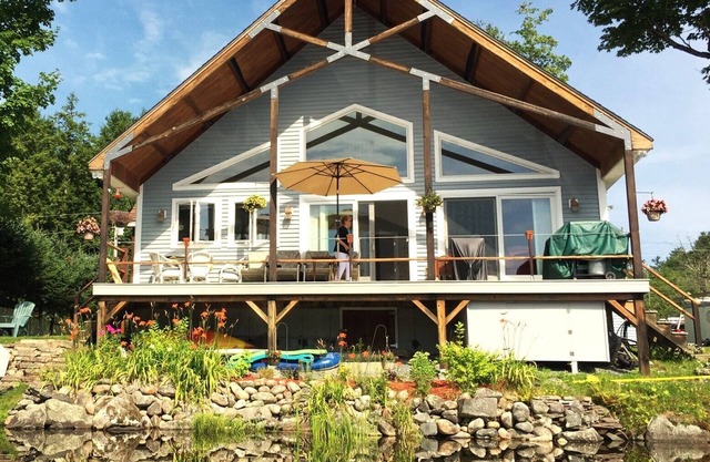 Waterfront House/Ski House Just Outside Franconia Notch Natures Paradise