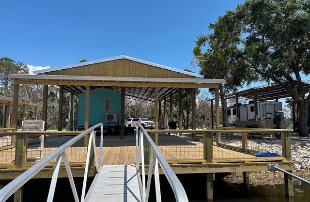 Waterfront Keaton Beach Tiny Home, private dock, pole barn, gulf access by boat!
