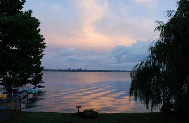 Haus am See (Sandy Pond, Ontariosee)