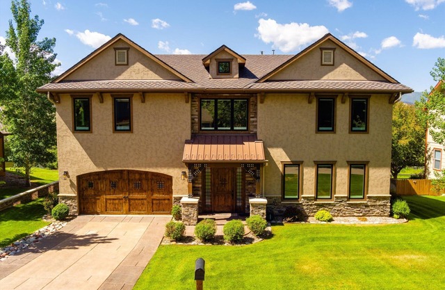 WATERFRONT & Mt. Sopris ANSICHTEN! Fliegenfischen Custom Home, inkl. 2 Angelabzeichen