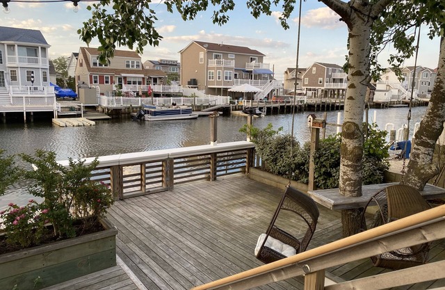 Waterfront oasis awaits. 2 Decks! Minutes to LBI