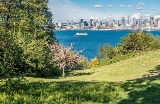 Waterfront Oasis | Amazing Puget Sound Views | All-New Gourmet Kitchen