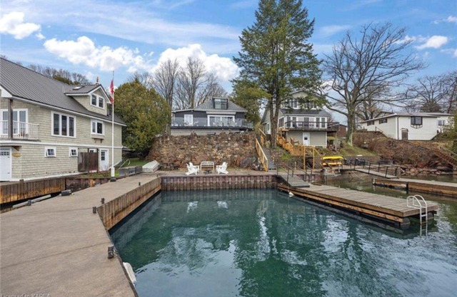Waterfront Oasis in the Heart of 1000 Islands Gananoque, Ontario, Canada