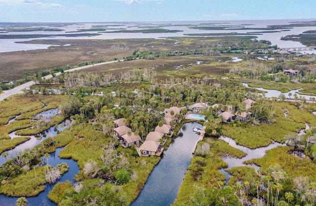 Waterfront Oasis - Crystal River:1-Bedroom with Gulf Views, Pool, and Boat Dock!