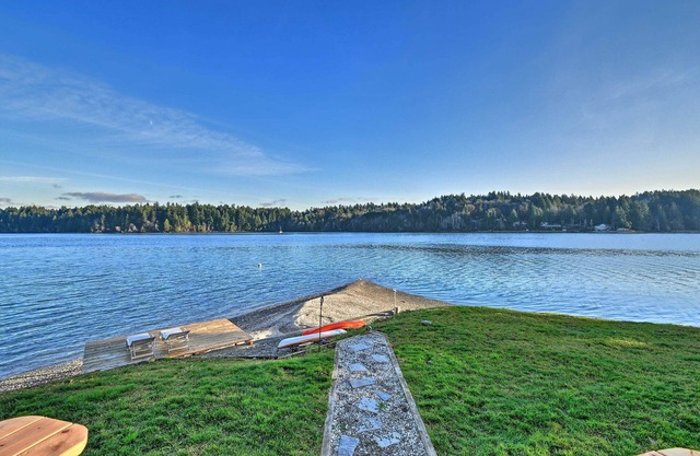 Waterfront Olympia Home w/ Private Beach & Kayaks!