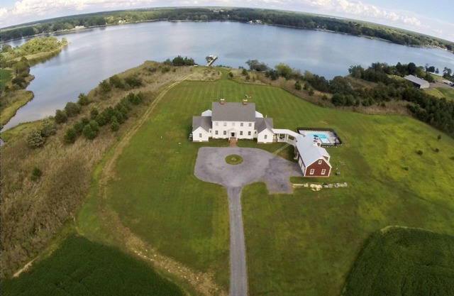 Waterfront Oyster Farmhouse und Hunting Lodge-Built 2018