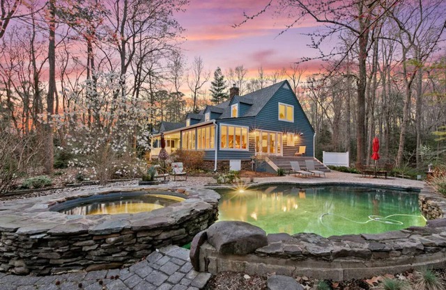 Waterfront Paradise with Pool & Hot Tub plus 4 King Beds & 4 Full baths