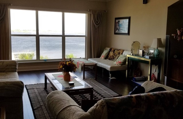 Waterfront Paradise Wohnung