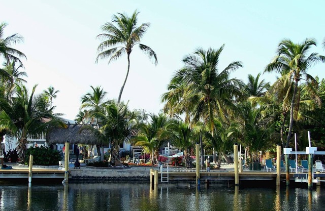Waterfront Paradise mit kostenlosem Anlegeplatz - Kontaktieren Sie uns, um den Preis für Ihren Aufenthalt zu bestimmen !!