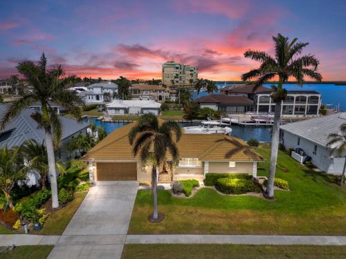Waterfront Pool House