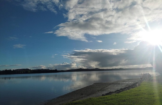 Waterfront retreat of Kaipara Harbour.
