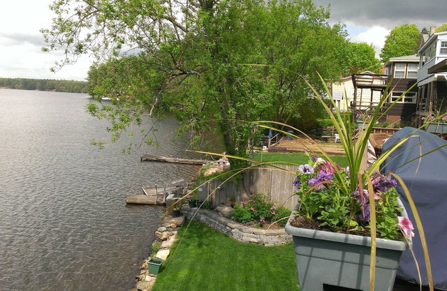 Waterfront House - 2 Zi, riesige Terrasse, herrliche Aussicht, See Lashaway E. Brookfield