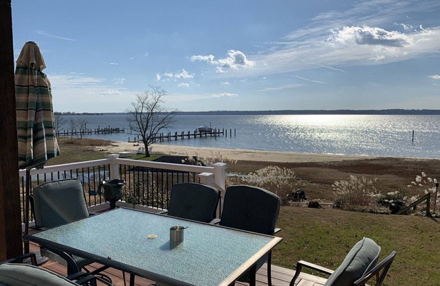 Waterfront Riverhouse auf einem schönen Bauernhof nur 50 Minuten von DC