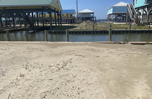 Waterfront RV Lot in upscale neighborhood, water, electric, sewage provided