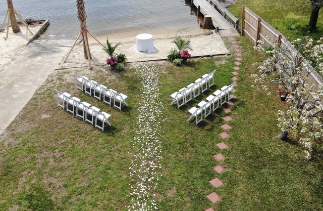 Zwei Häuser am Wasser, Sandstrand, 11 Schlafzimmer, 6 Bäder, Schlaf 31