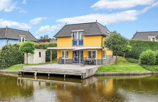 Haus am Wasser, in der Nähe des Zuidlaardermeer