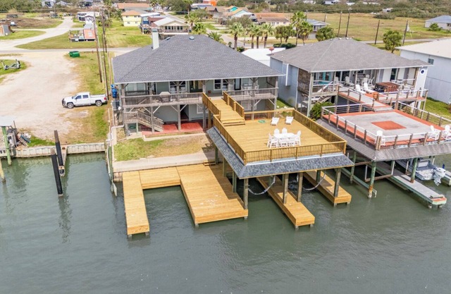 VISTA DE LA BAHIA is WATERFRONT in POC