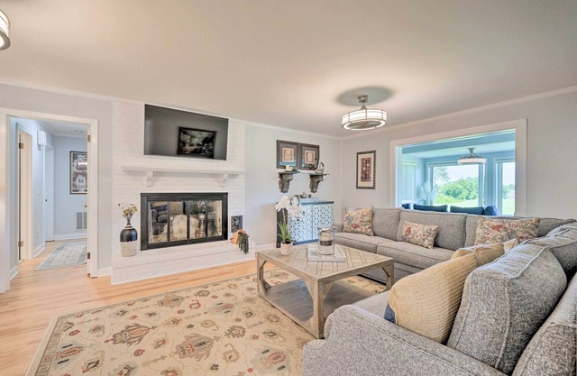 NEW! Waterfront Wilmington Home w/ Sunroom & Views
