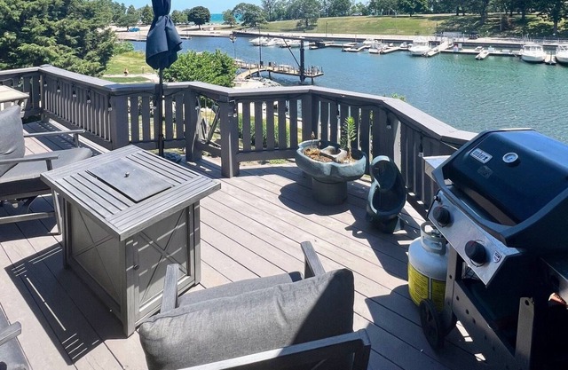 Waterfront with Lake Michigan Views! Walking distance to beach, restaurants/bars