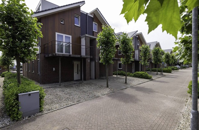 Ferienhaus mit Bootssteg bei Amsterdam