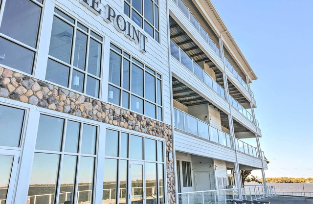 Watertown Condo w/ Resort-Style Amenities!