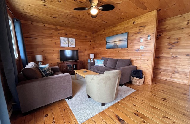 Waterview Cottage on Tracadie Bay - Bayview at Blue Heron