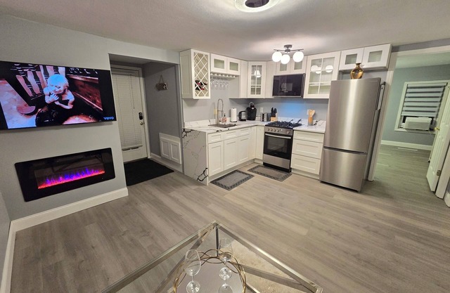 Waterview Lux Retreat