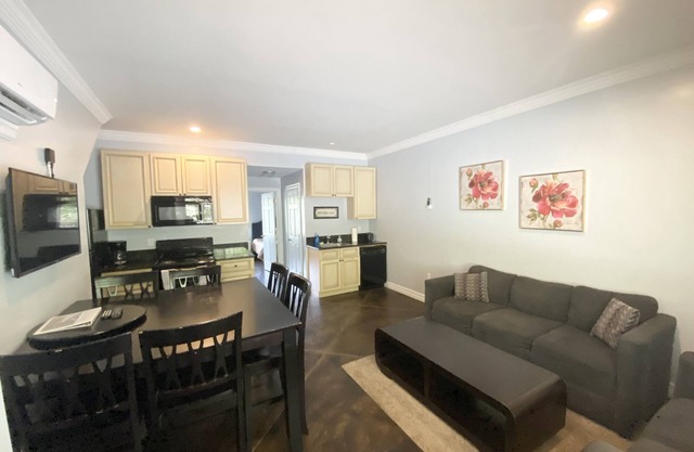 Watkins Glen 3-Bedroom Suite Unit 2