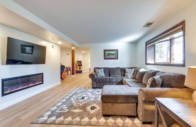 Waynesville Studio Suite < 1 Mi to Downtown!