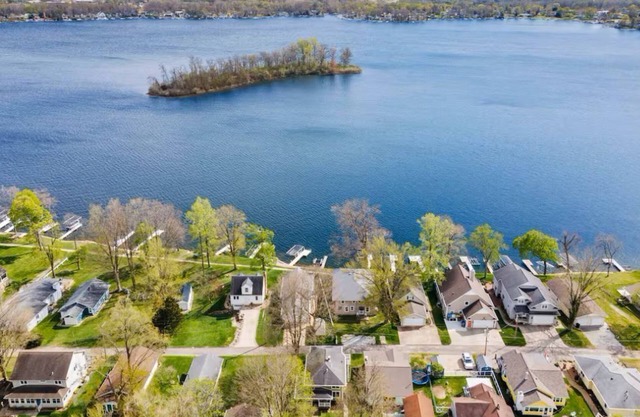 Webster - Charlee’s Cabin - Lake House with Pier