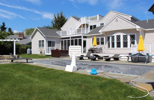 Weekapaug Ferienhaus mit Pool und Whirlpool