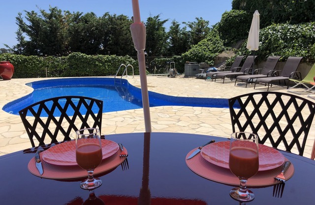 Weekly rental, villa Lloret de Mar with private pool, quiet area