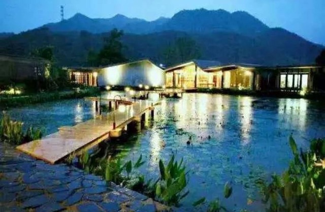 Welcamp-Heduli village hotel