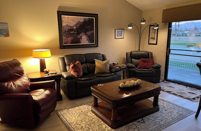 WELCOME HOME - 2BR 2 BA on the 13th Fairway in the Palm Desert Resorter CC