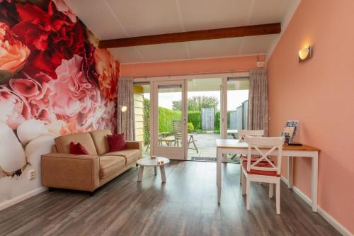 Welcome in - Sint-Anthonijshoek, studio's met eigen tuin, theeschenkerij en pluktuin