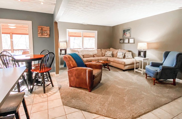 Welcome to Amen Corner – Your Cozy Getaway