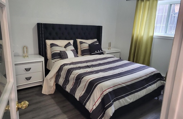 Welcome to Auberge Dupas , in a quiet area of the city of longueuil - Qc .