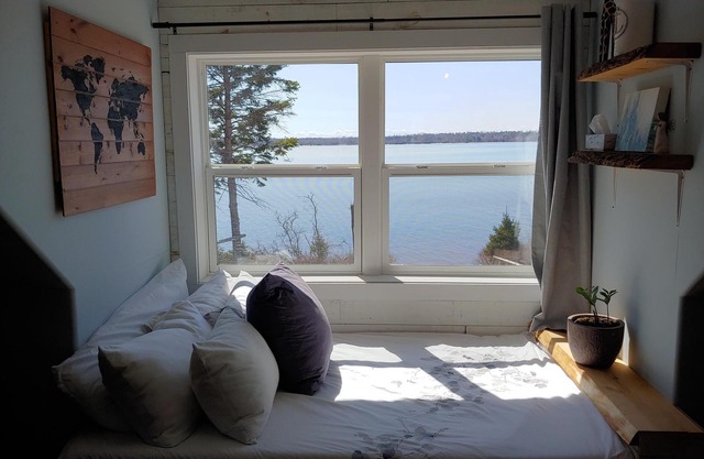 Welcome to beautiful Yellow Tent Cottage, PEI - your ocean-side vacation home!!!