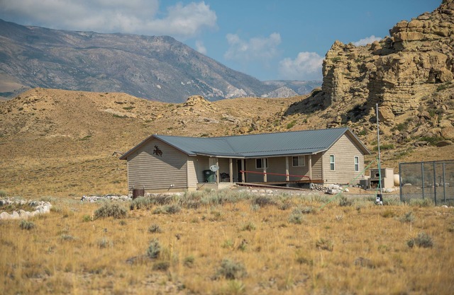 Welcome to Bennett Creek Cottage in beautiful Clark, Wyoming!