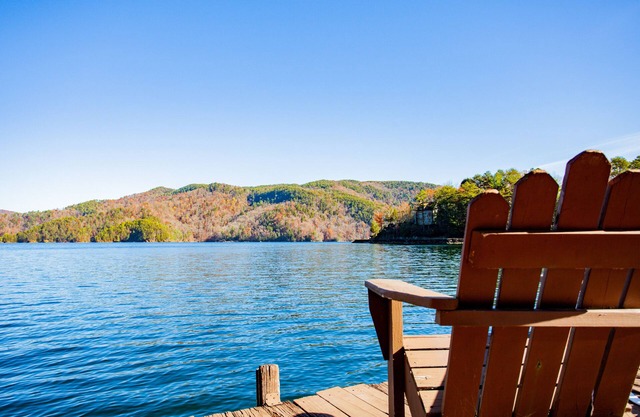 Welcome to Black Bear Lodge at beautiful Lake Jocassee!