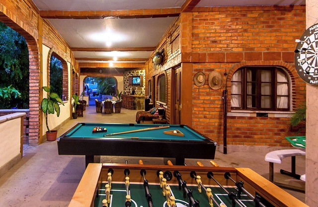 Welcome to Casa Tortuga Litibu. Hacienda style home with beautiful ocean views.