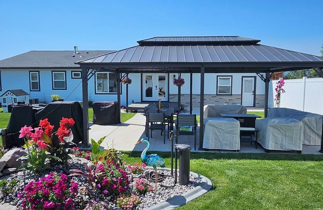 Welcome to Deer Haven House, the nicest vacation rental in the Bitterroot Valley