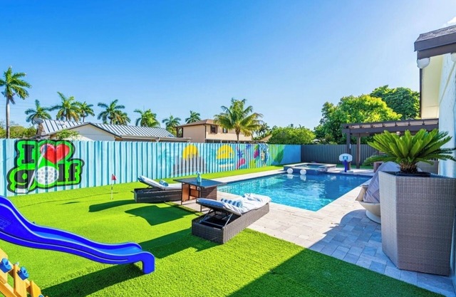 Welcome to FORGET~ME~NOT VILLA , a sanctuary to unwind in a heated pool.